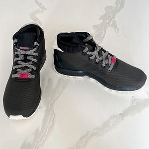 Adidas Originals ZX Flux 5/8 Trail Running Shoes S79741 Black and White Mens 8.5